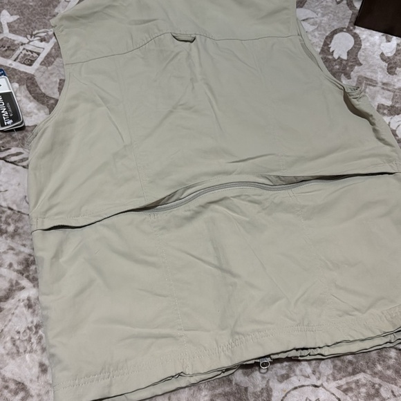 NWT COLUMBIA TITANIUM OMNI-DRY VENTURE VEST - Picture 5 of 7